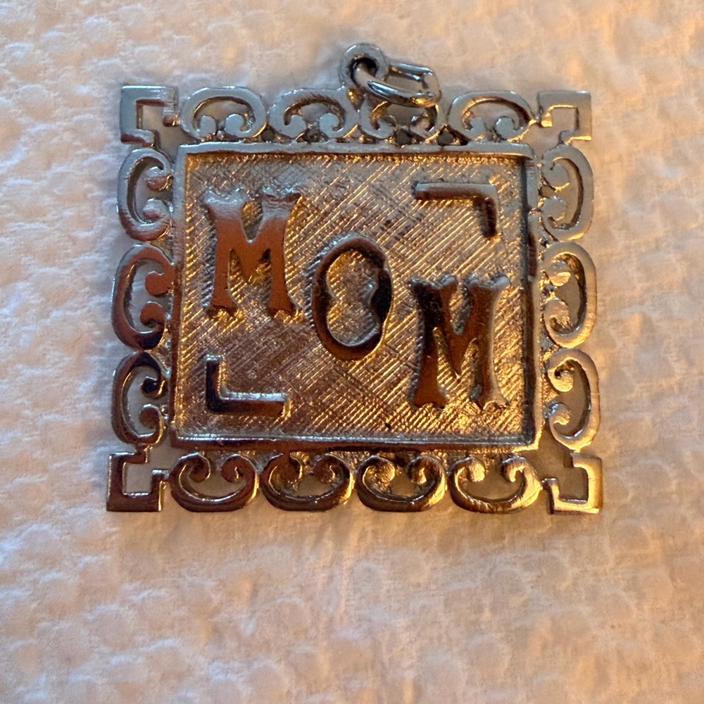 Silver MOM Pendant